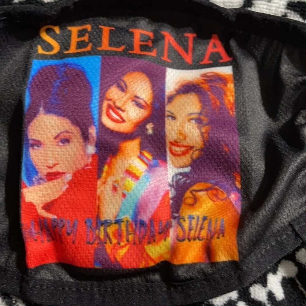 6/$20 New Selena face mask